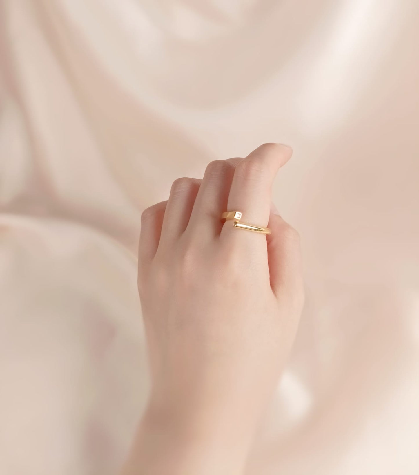 Golden Diamond Ring